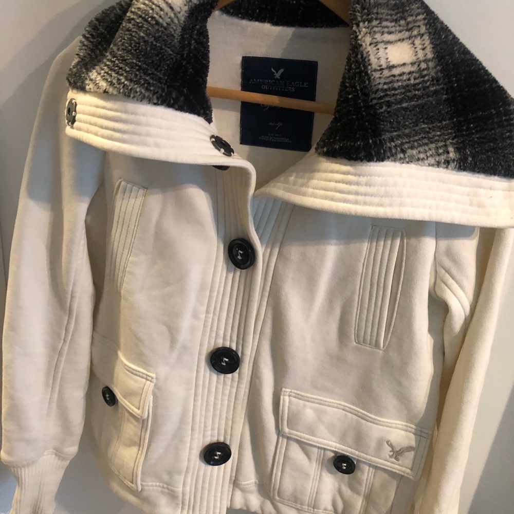 American Eagle Outfitters Cream Bomber Jacket with Black Plaid Collar - Picture 13 of 13